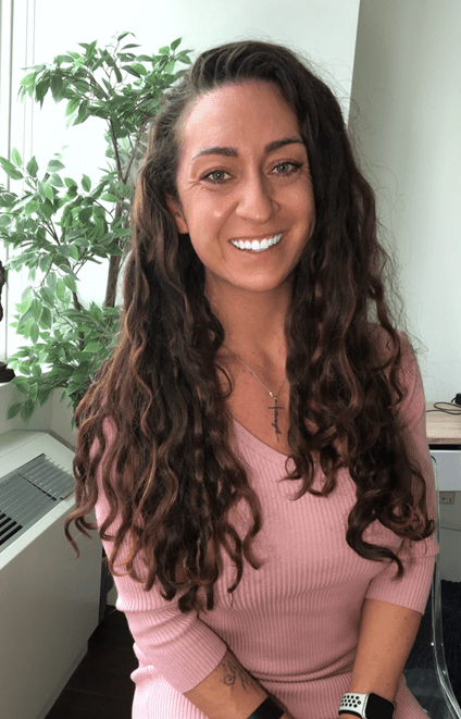 Mental Health Intern Ashley-Kern-Vibrant-Women-Wellness-NYC