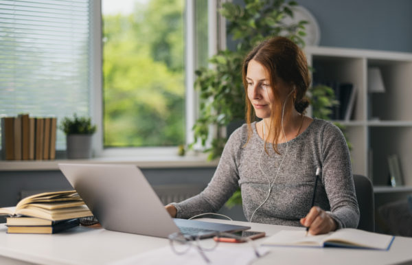 Self guided course to manage depression